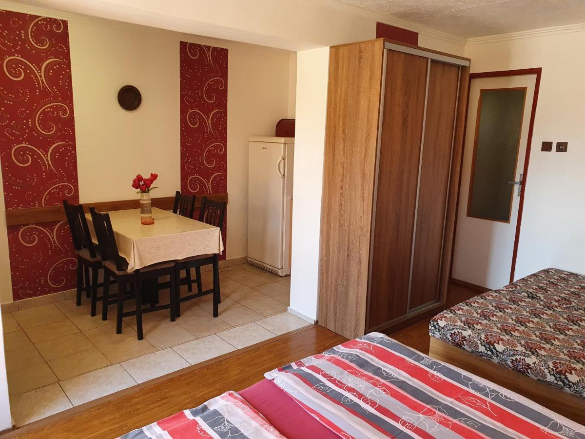 Apartamento Privat U Jozefa Foeldesa Veľký Meder Exterior foto